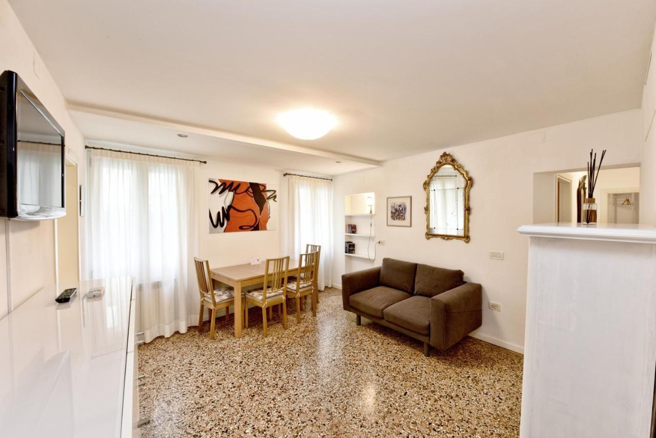 Casa Ai Greci - Central Apt In Castello Venice Exterior photo